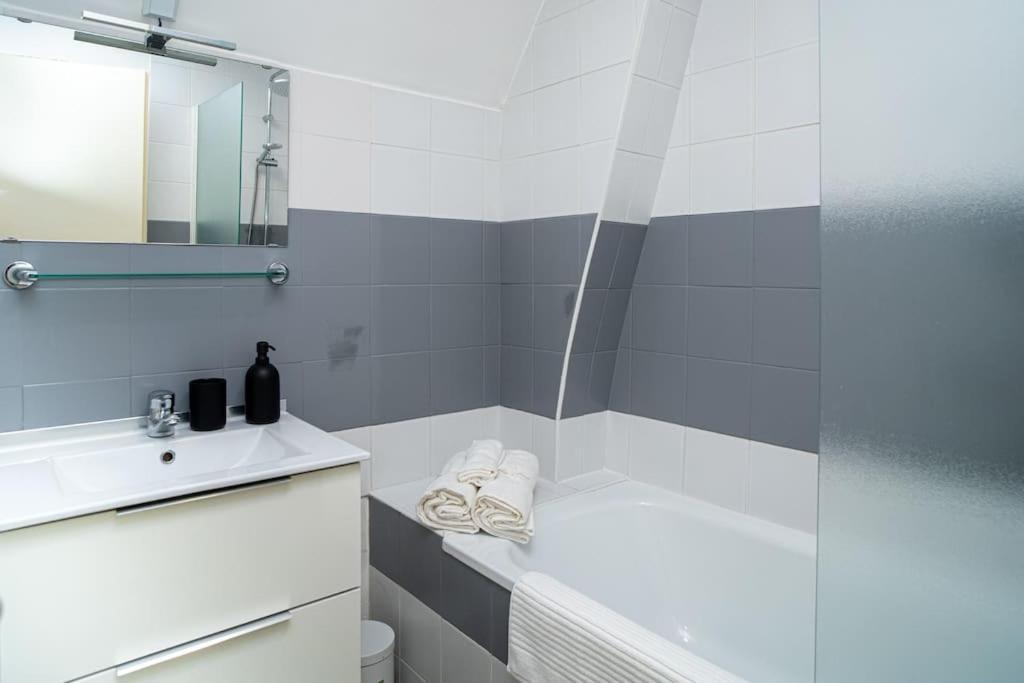 New Place Gramont-Proche Chateau Apartment Pau Exterior photo